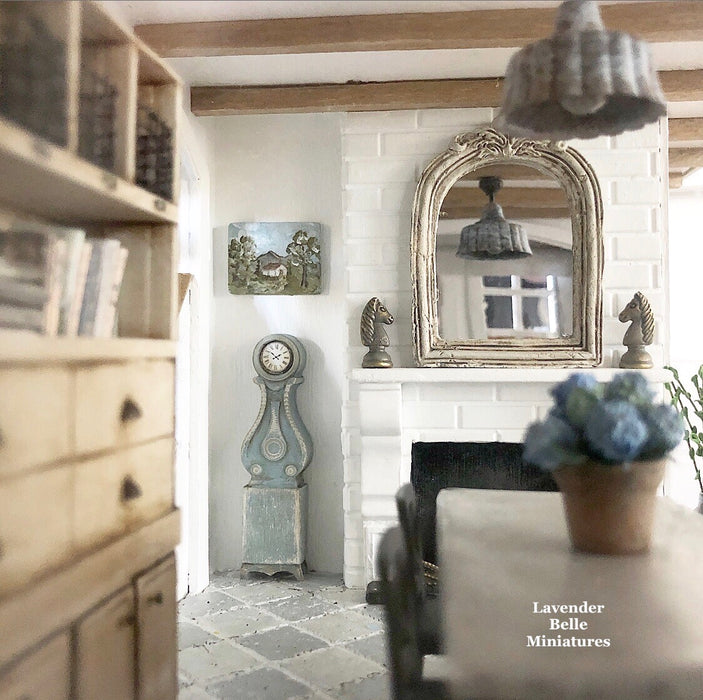 White Haven Farmhouse - 1:24 scale