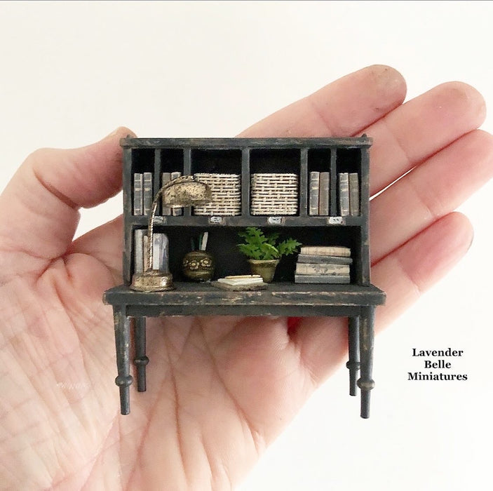 White Haven Farmhouse - 1:24 scale