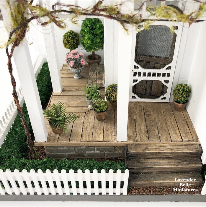 White Haven Farmhouse - 1:24 scale