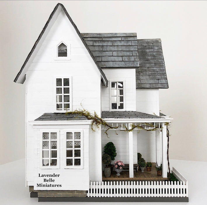 White Haven Farmhouse - 1:24 scale